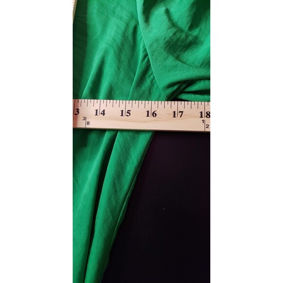 Banana Republic Womens Blouse Top M Kelly Green Satin Wrap Tie Waist Classy - Picture 9 of 10